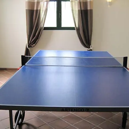 Sleeps 10 With Pool Air Con And Wifi Villa