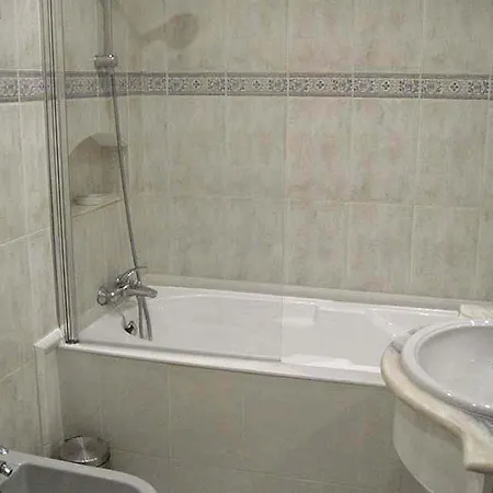 Sleeps 10 With Pool Air Con And Wifi Villa